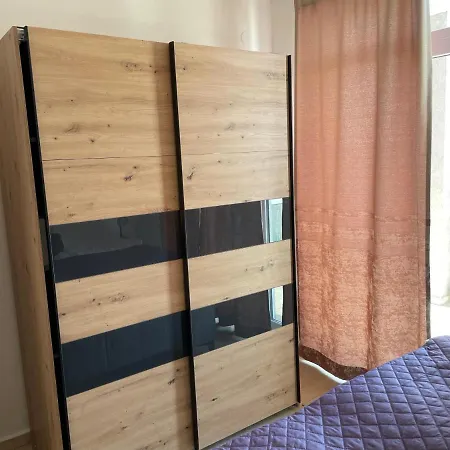 アパート 1-bedroom On The 6th Floor With Large Balcony *