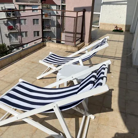 1-bedroom On The 6th Floor With Large Balcony 아파트